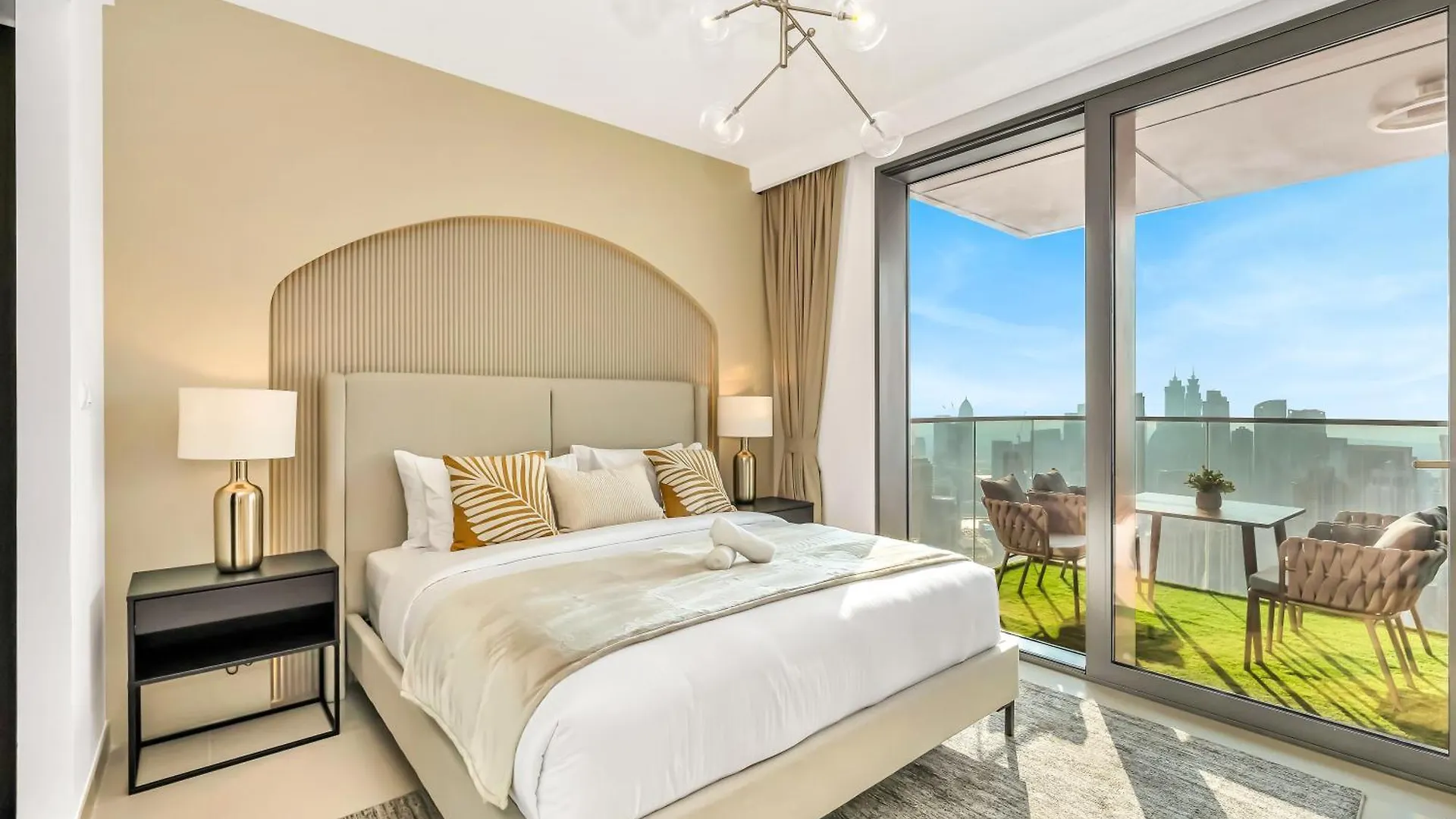 Apartment Stunning 2Br-Burj View -Connected To Dubai Mall